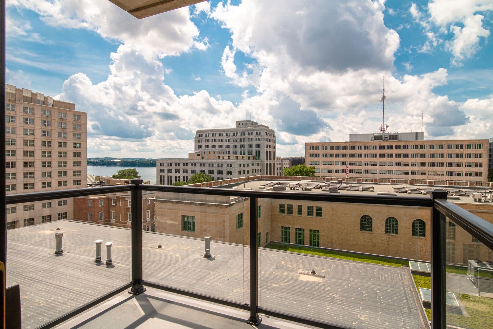 Madison Apartment: 216 S. Pinckney St.