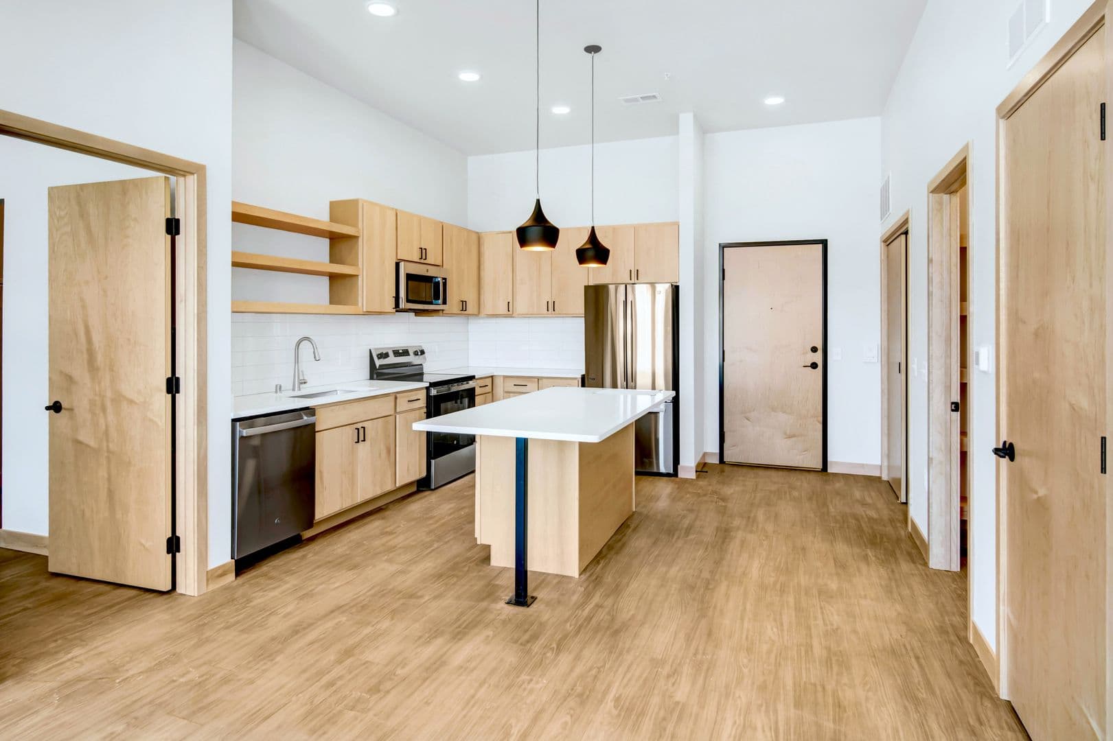Madison Apartment: 215 N. Fair Oaks Ave.