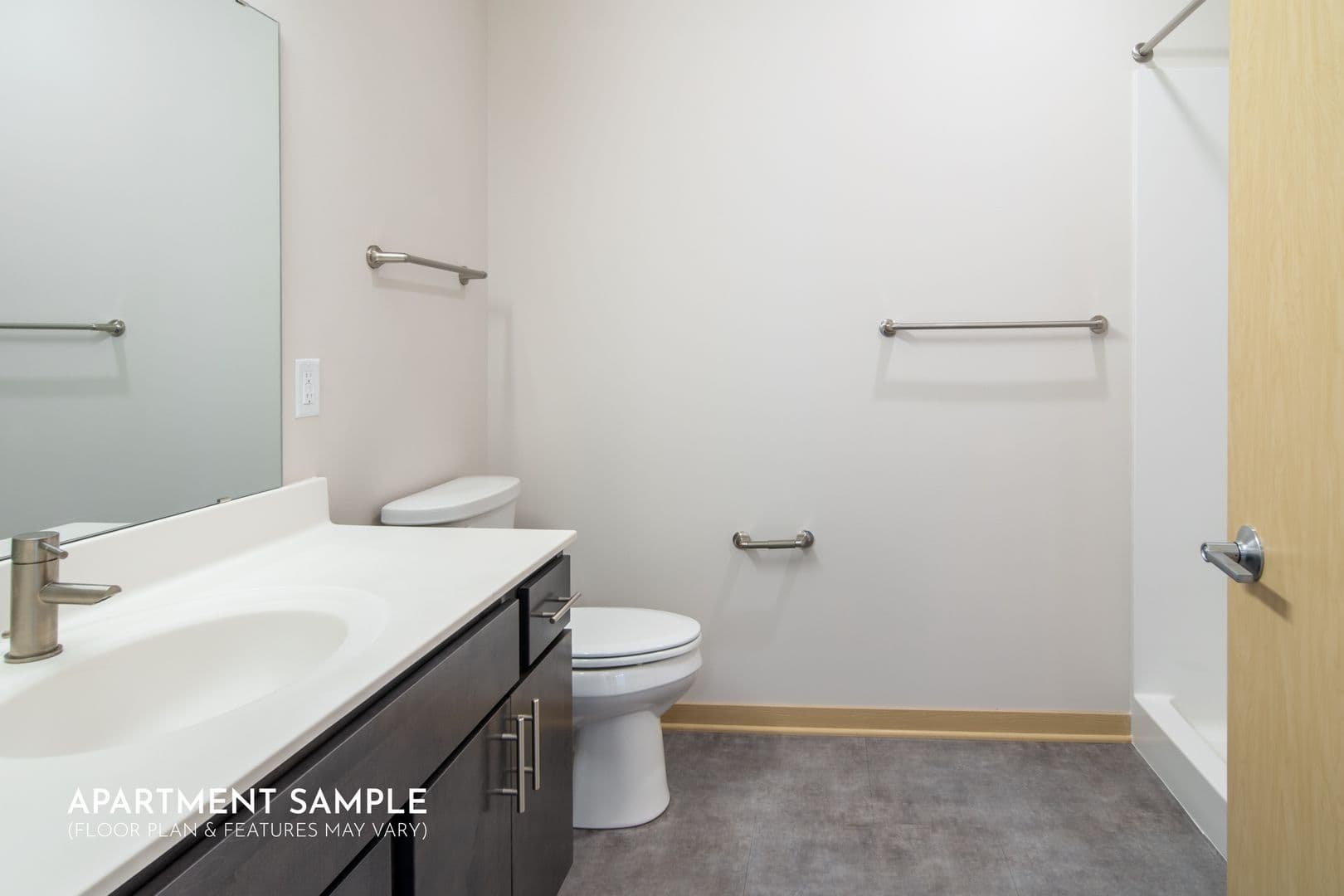 Madison Apartment: 5630 Schroeder Rd.