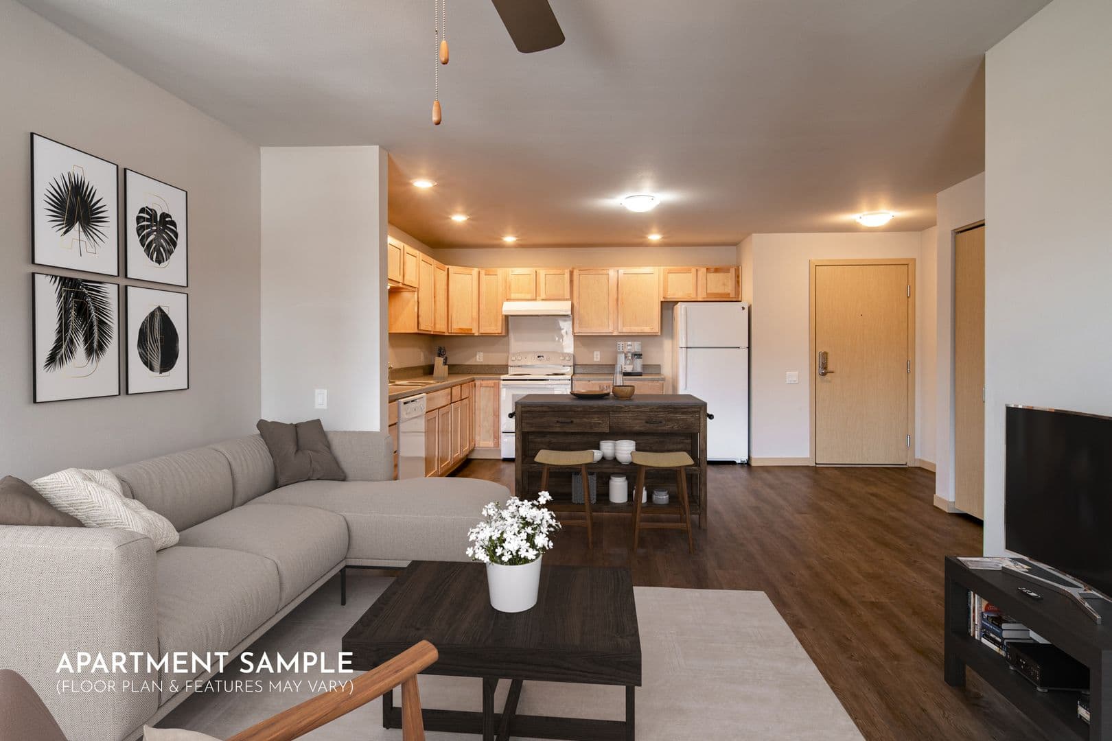 Madison Apartment: 2232 W. Broadway