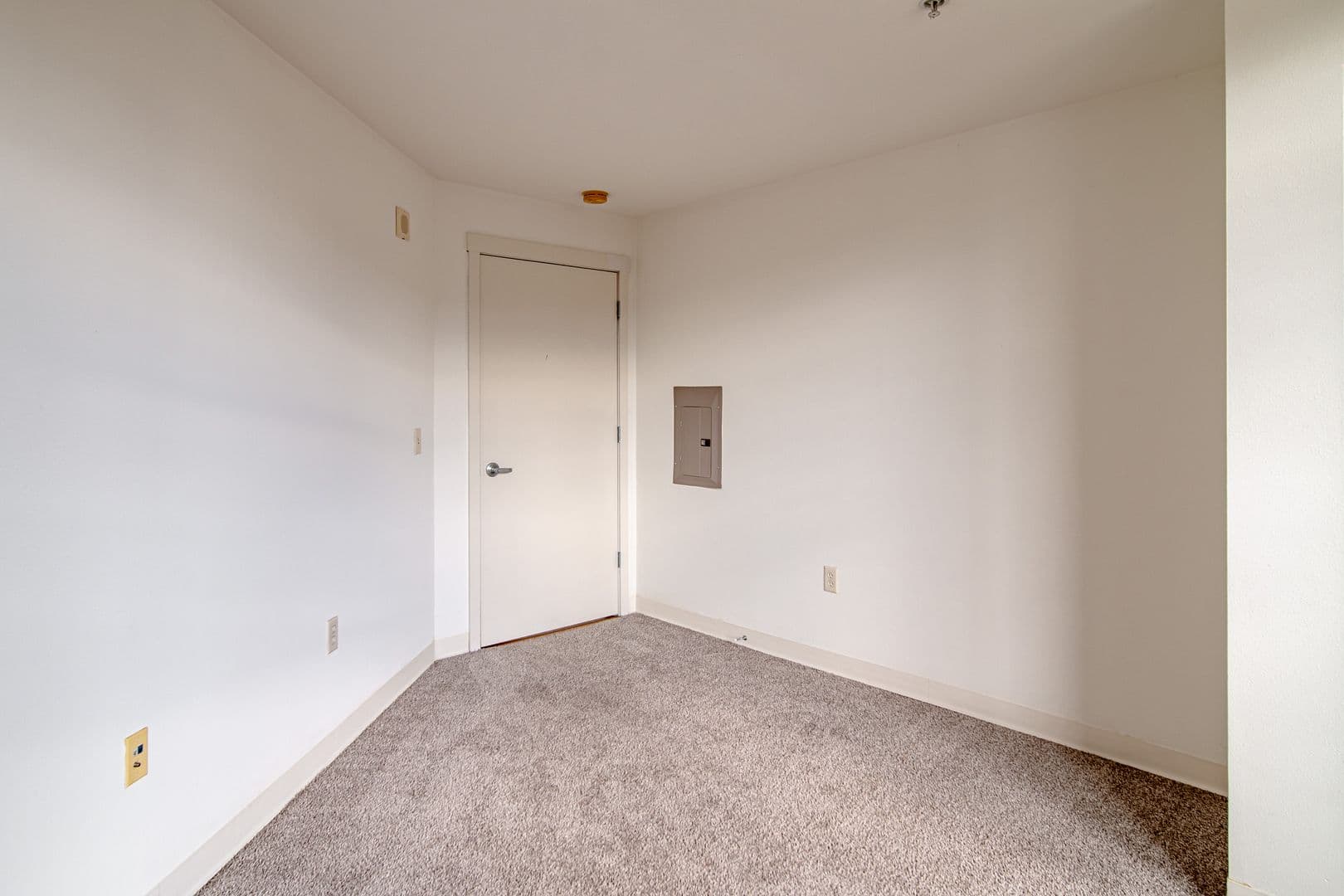 Madison Apartment: 132 E. Wilson St.