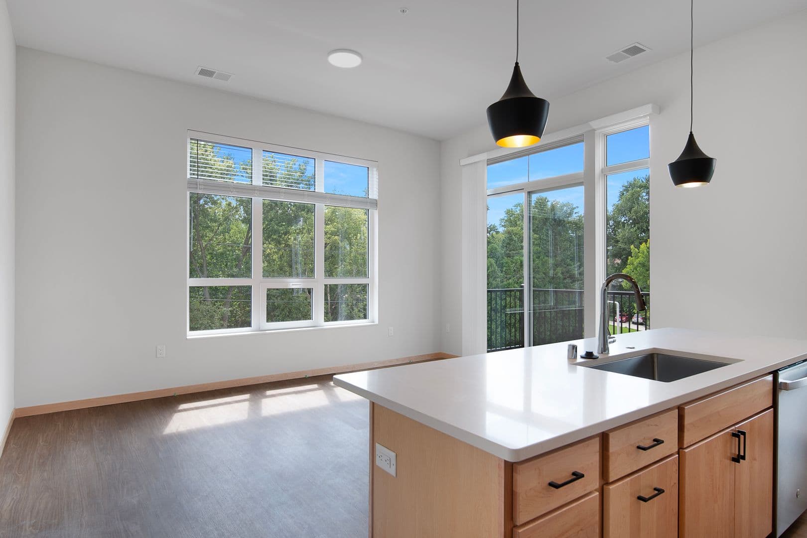 Madison Apartment: 6624 Old Sauk Rd.