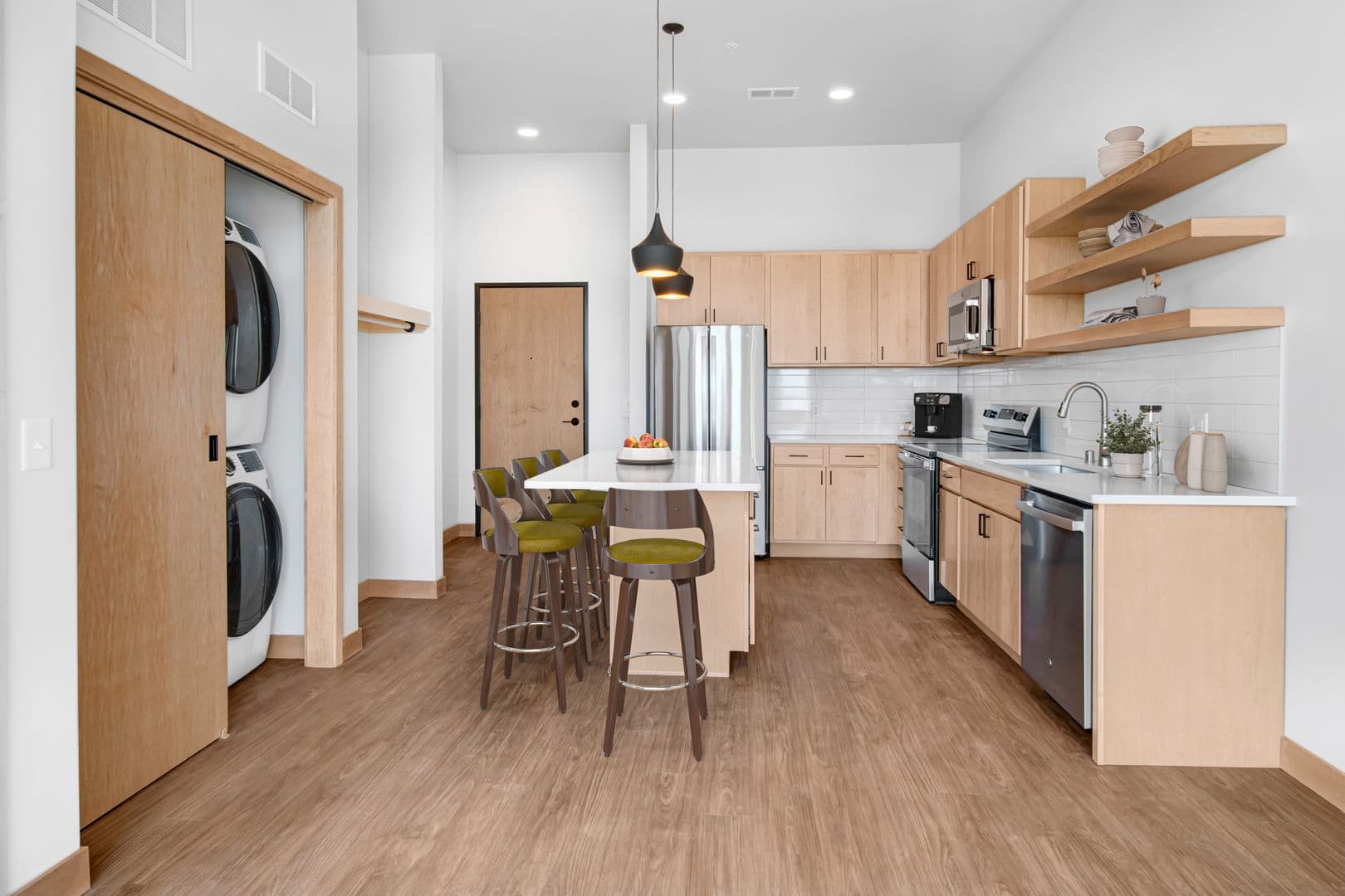 Madison Apartment: 215 N. Fair Oaks Ave.