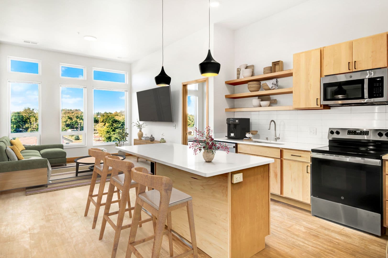 Madison Apartment: 215 N. Fair Oaks Ave.