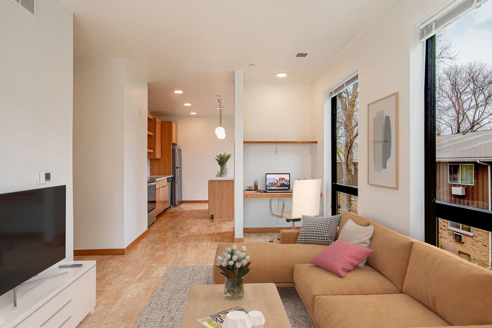 Madison Apartment: Ella