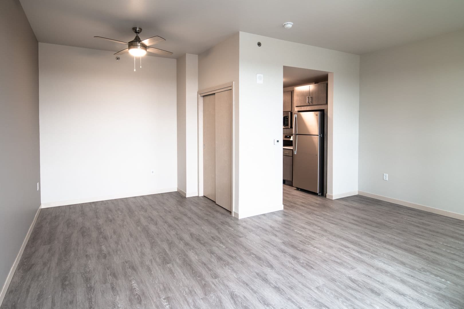 Madison Apartment: 1050 E. Washington Ave.
