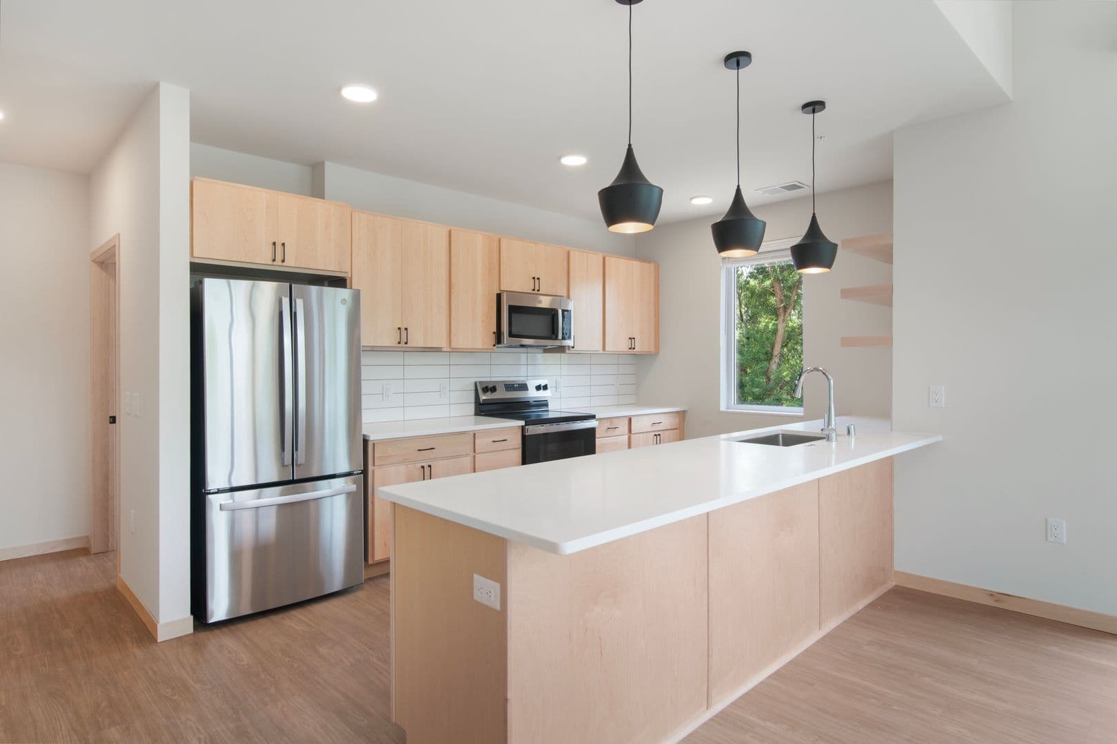 Madison Apartment: 6624 Old Sauk Rd.