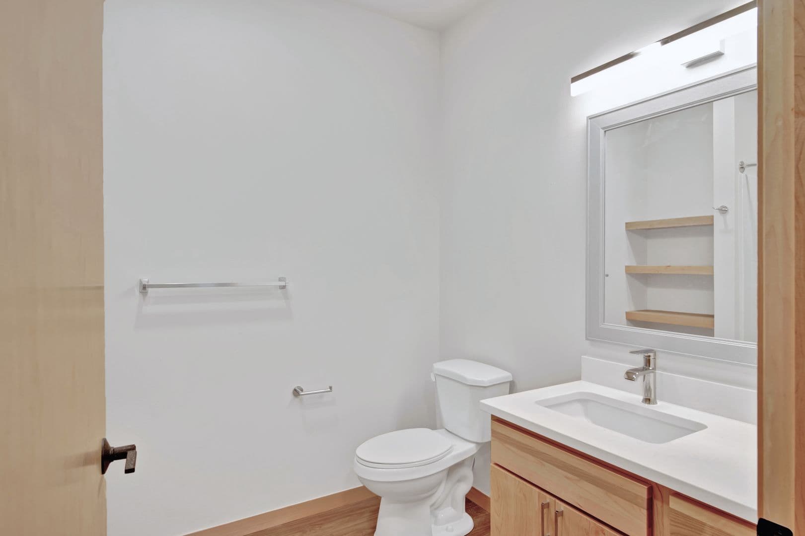 Madison Apartment: 6624 Old Sauk Rd.