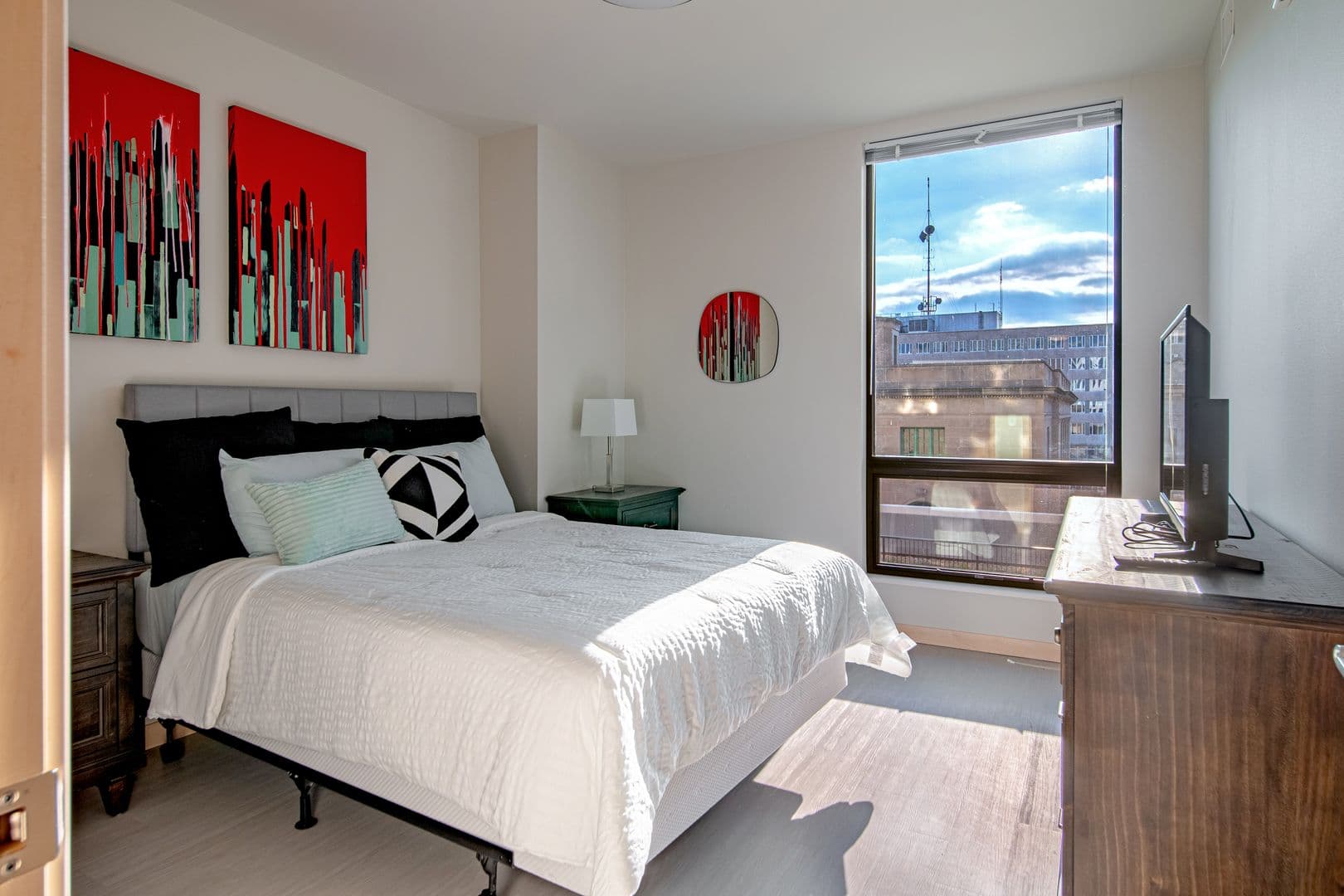 Madison Apartment: 216 S. Pinckney St.