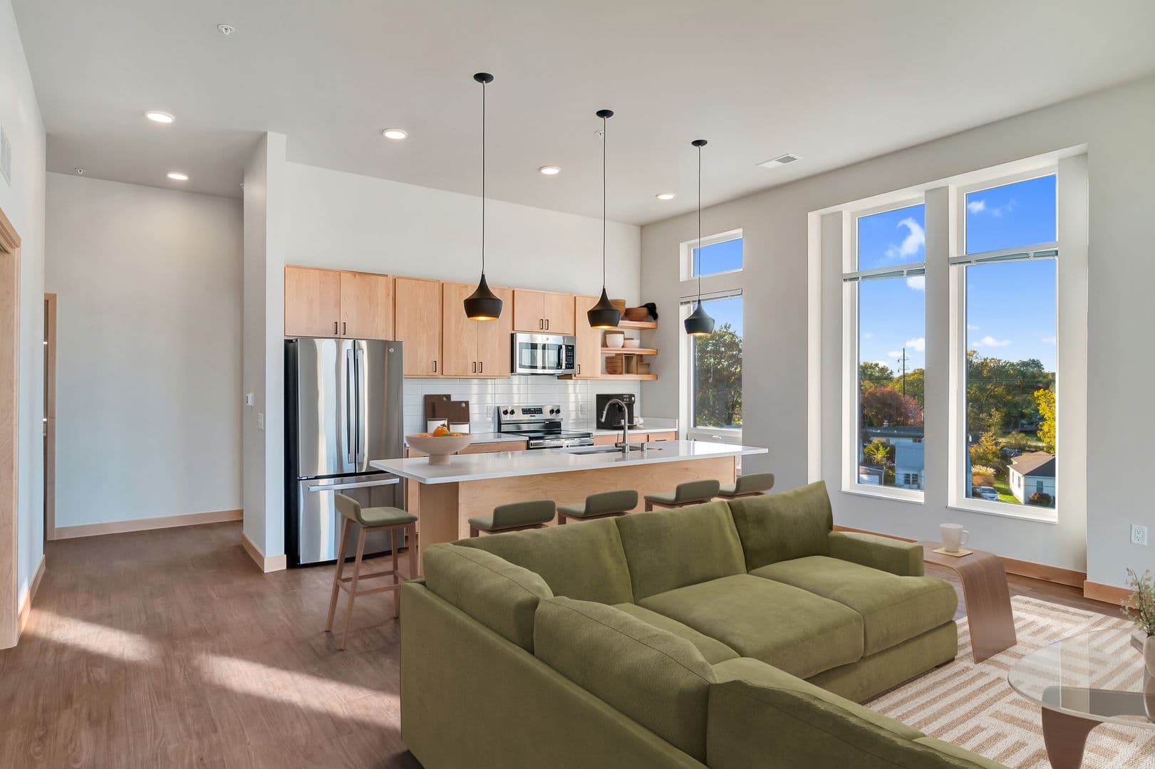 Madison Apartment: 215 N. Fair Oaks Ave.