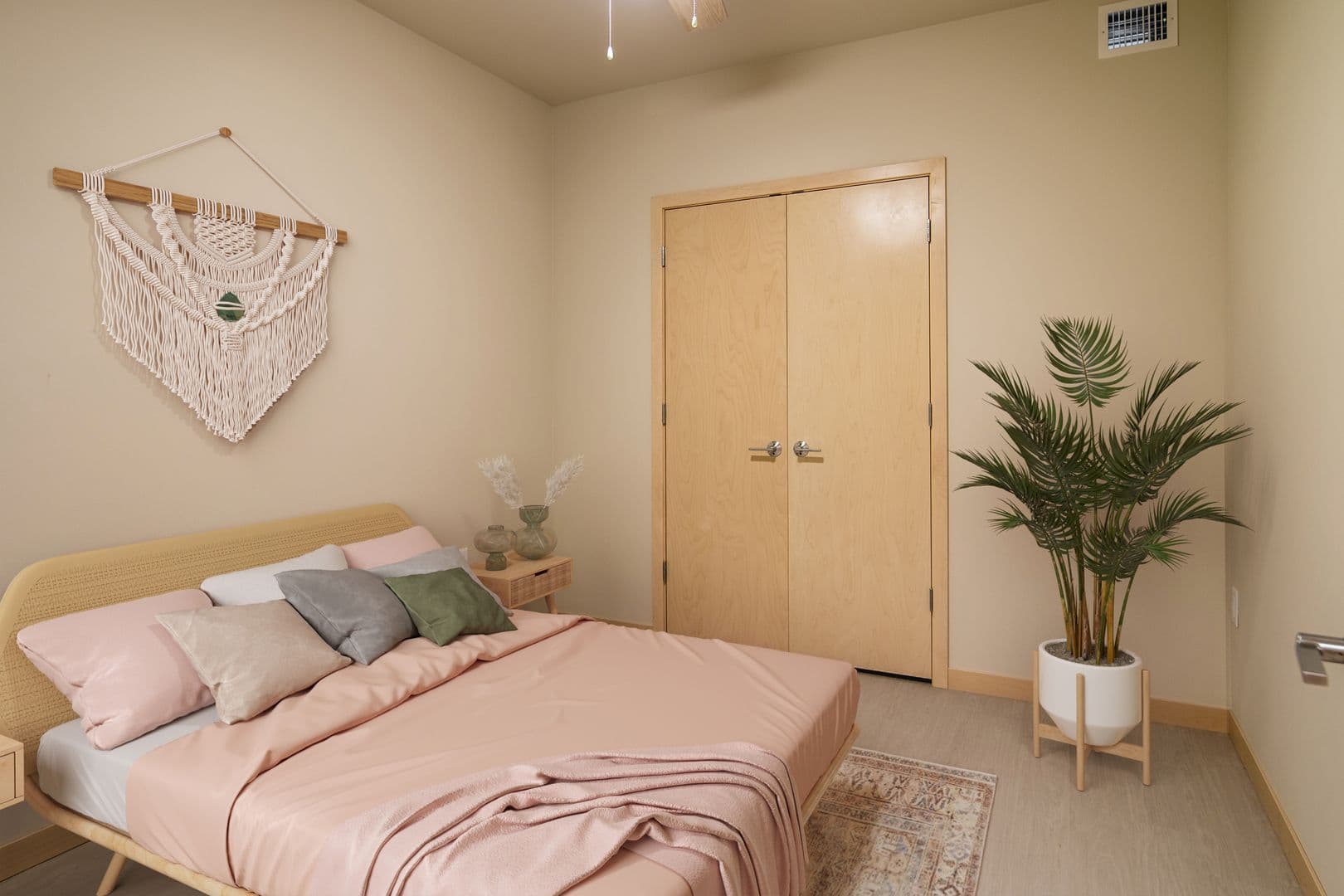Madison Apartment: 216 S. Pinckney St.