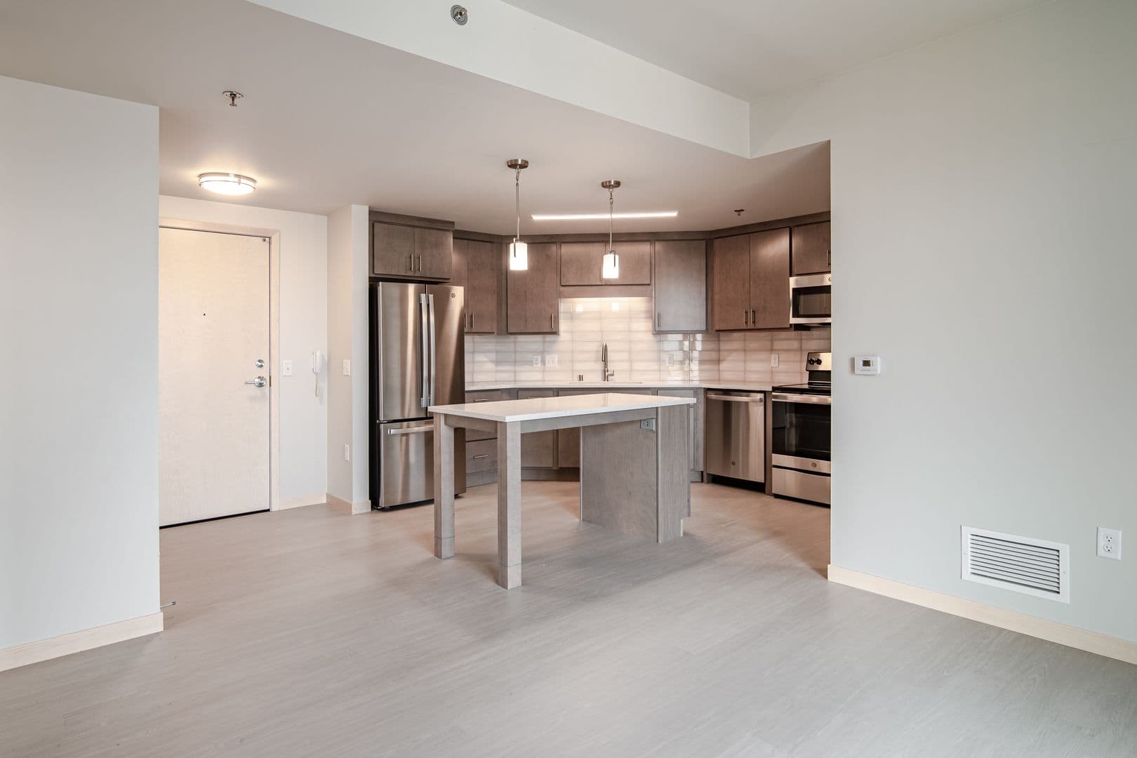 Madison Apartment: 216 S. Pinckney St.