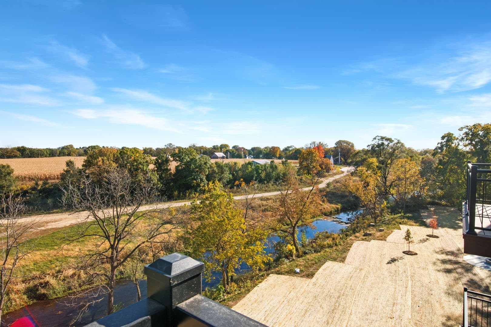 Madison Apartment: 215 N. Fair Oaks Ave.