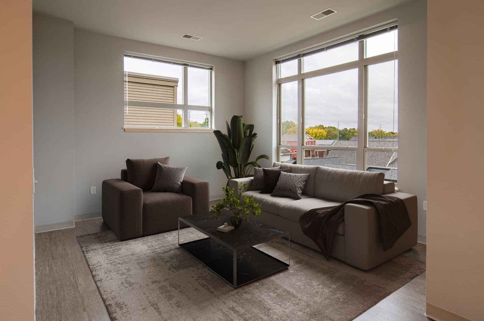 Madison Apartment: 902 Royster Oaks Dr.
