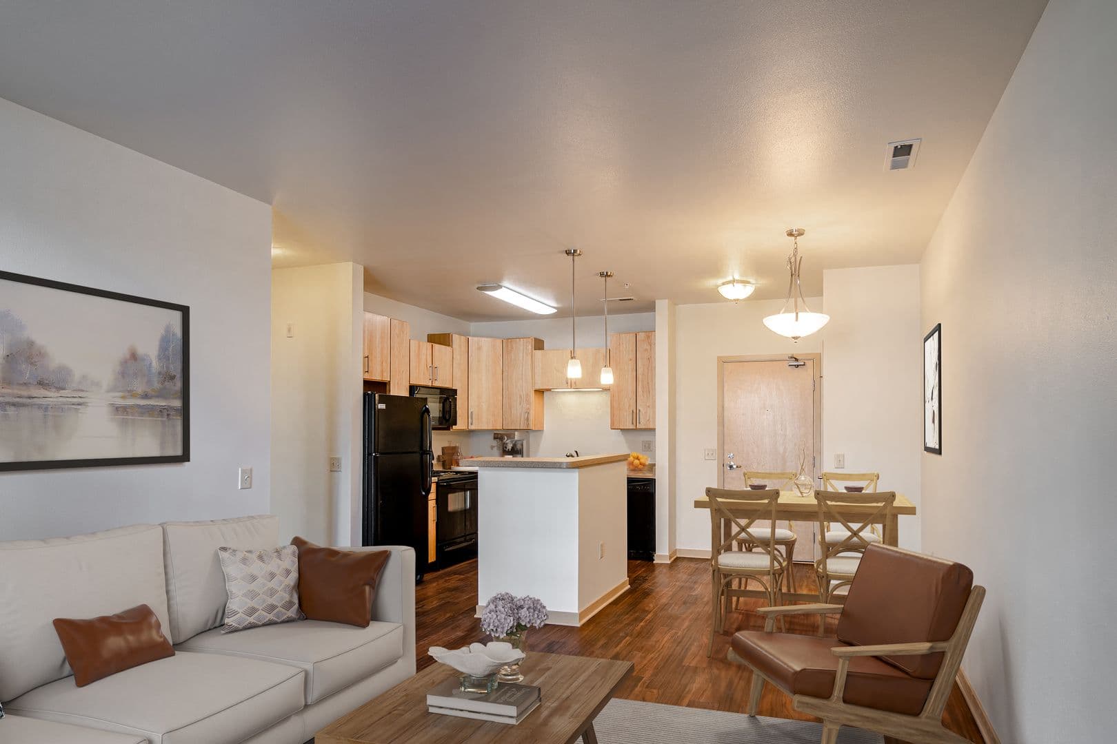 Madison Apartment: 8119 Mayo Dr.
