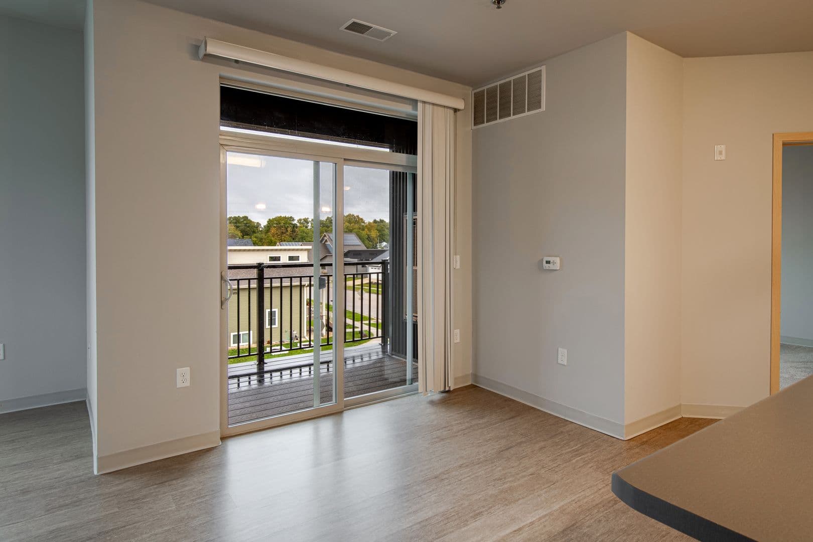 Madison Apartment: 902 Royster Oaks Dr.