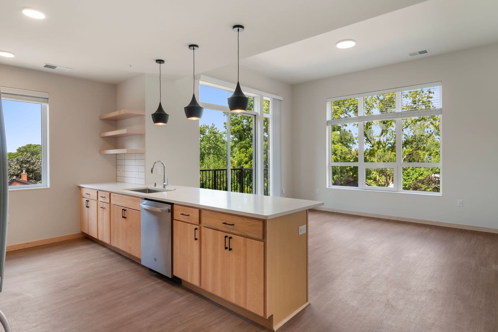 Madison Apartment: 6624 Old Sauk Rd.
