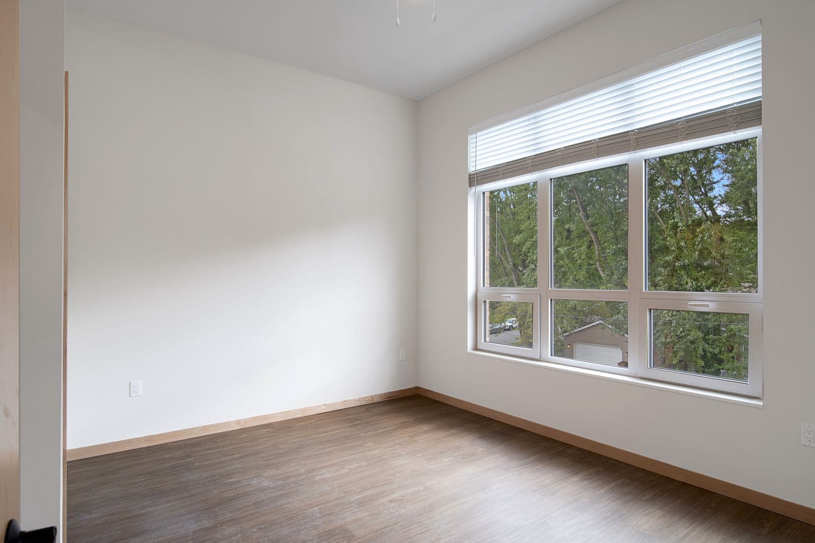 Madison Apartment: 6624 Old Sauk Rd.
