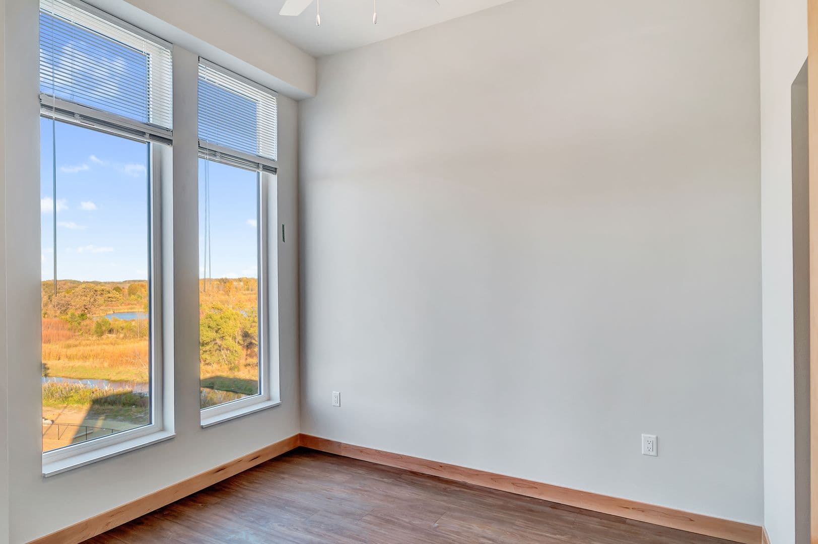 Madison Apartment: 215 N. Fair Oaks Ave.