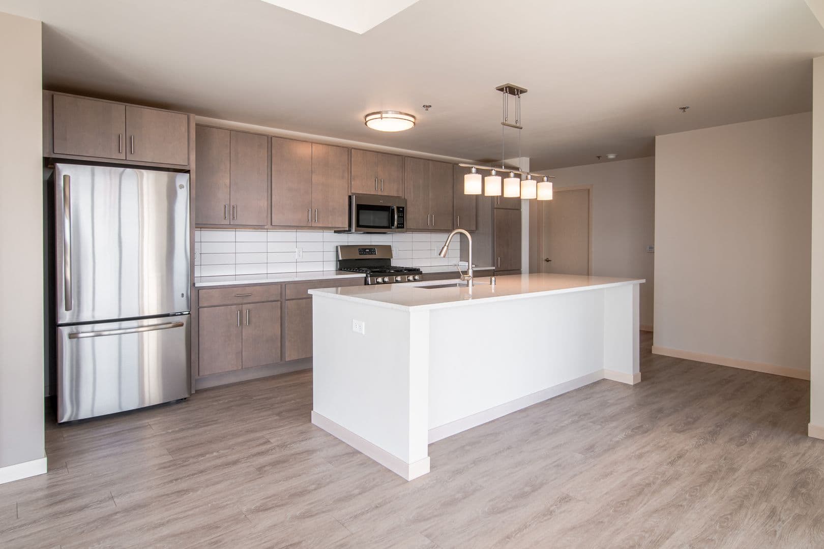 Madison Apartment: 1050 E. Washington Ave.