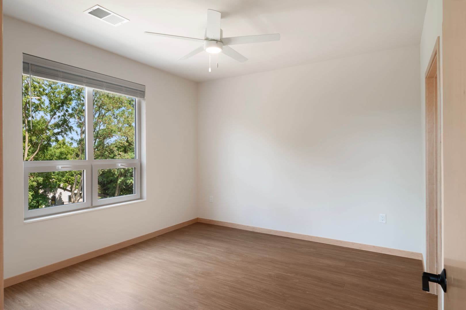 Madison Apartment: 6624 Old Sauk Rd.