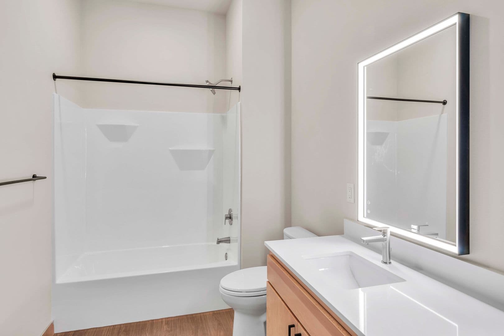Madison Apartment: 215 N. Fair Oaks Ave.