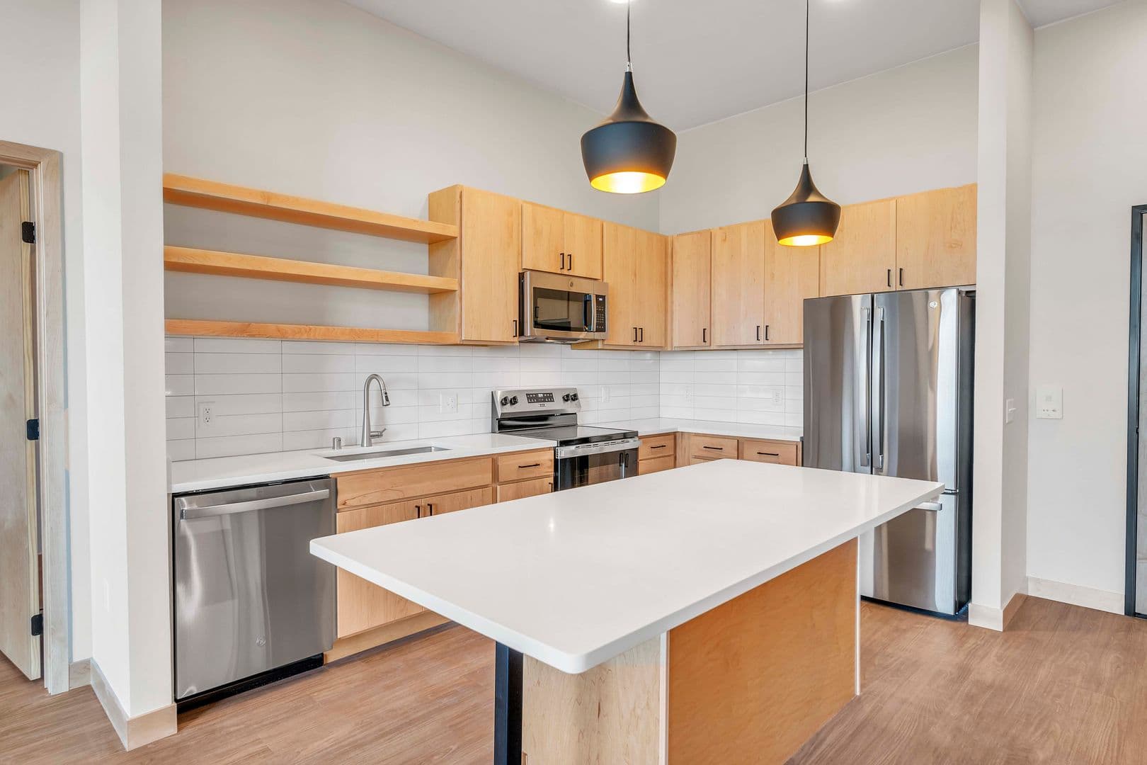 Madison Apartment: 215 N. Fair Oaks Ave.