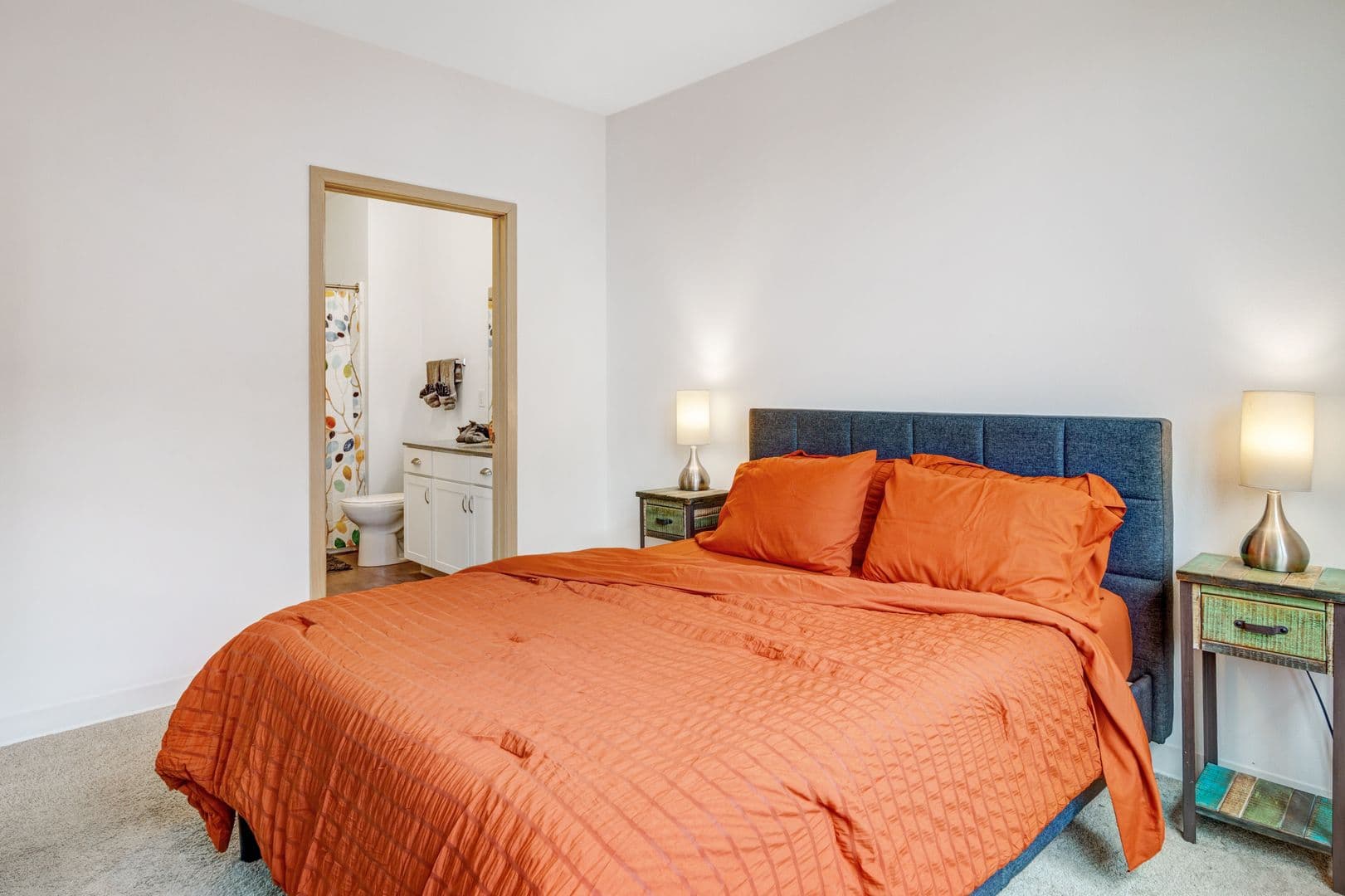 Madison Apartment: 2715 Marshall Court