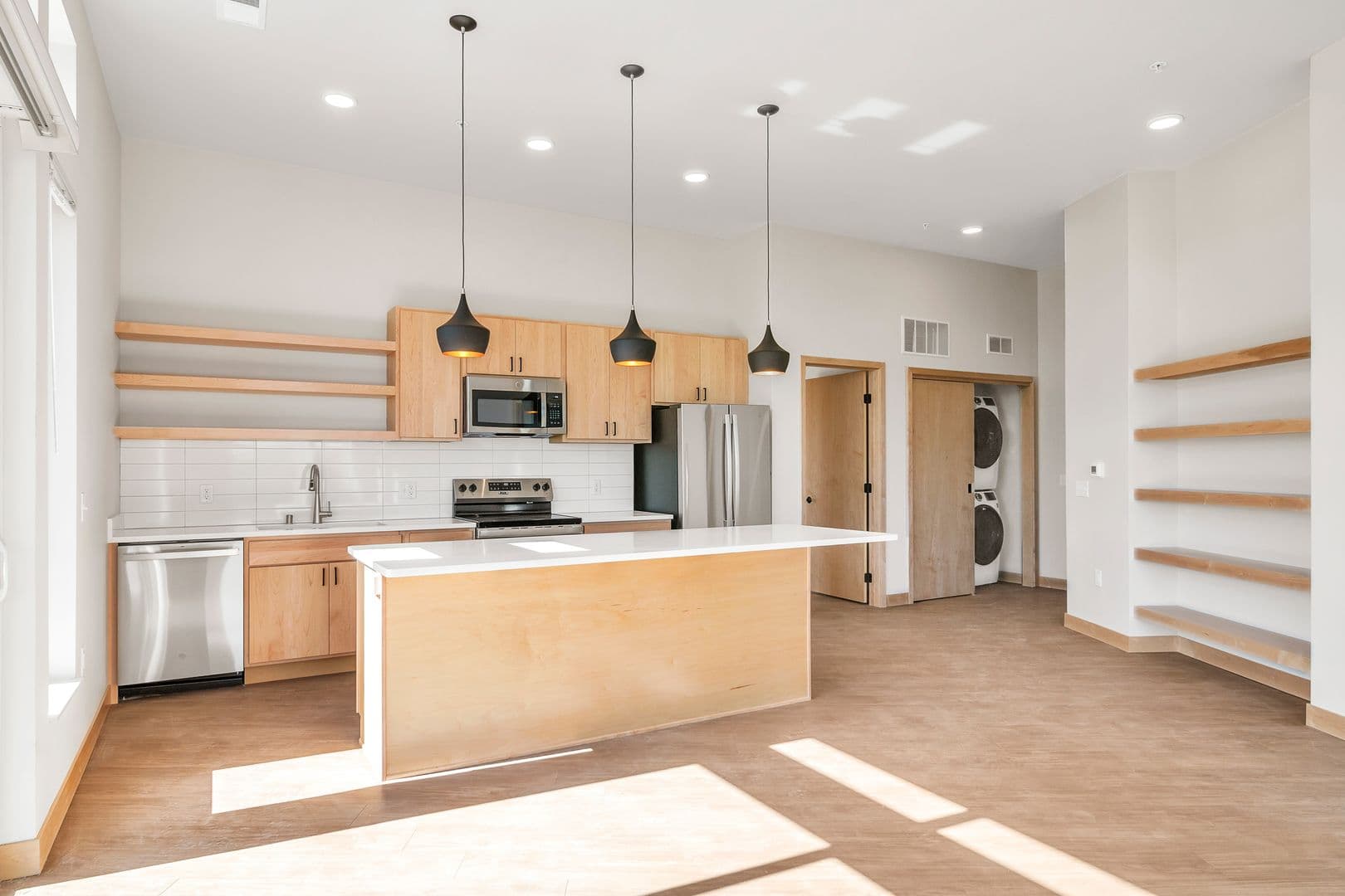 Madison Apartment: 215 N. Fair Oaks Ave.