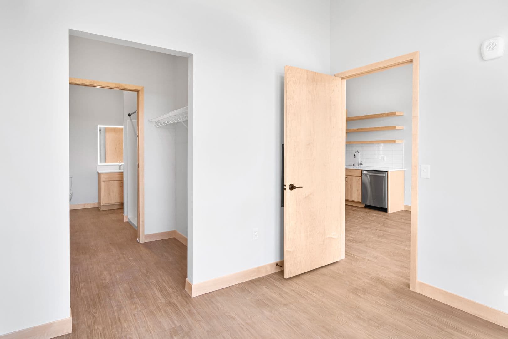 Madison Apartment: 215 N. Fair Oaks Ave.