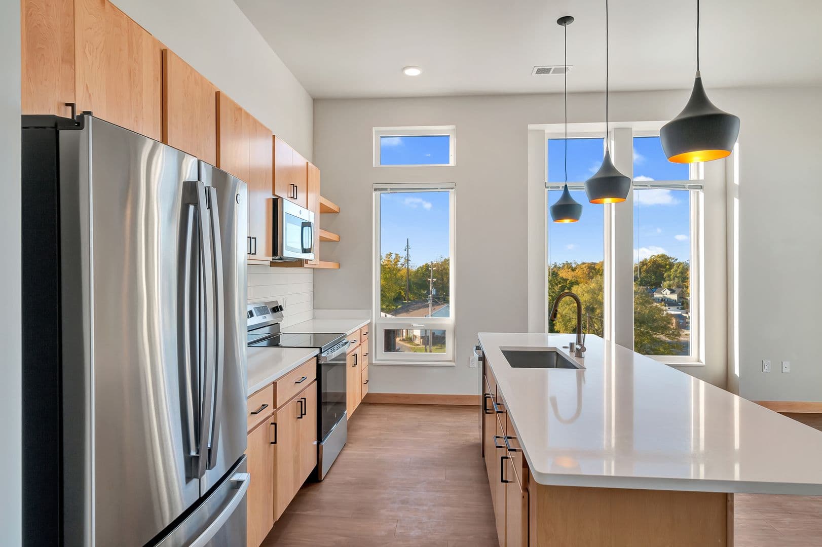 Madison Apartment: 215 N. Fair Oaks Ave.