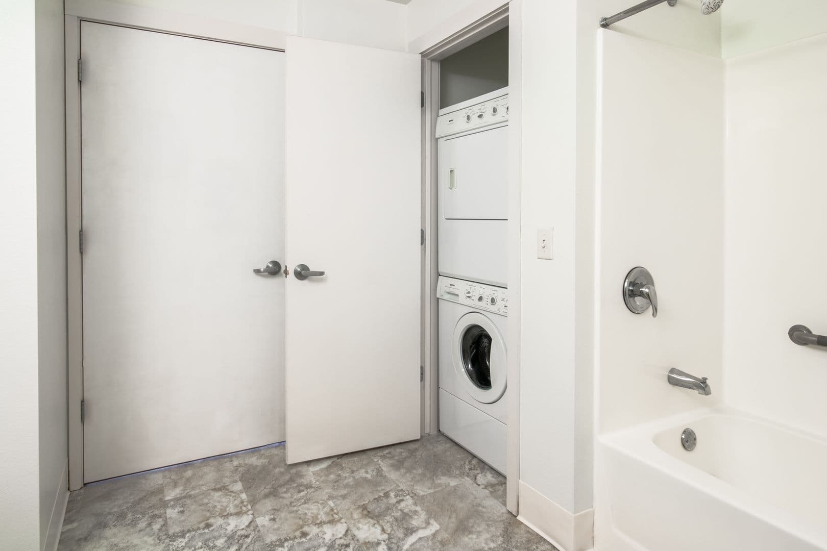 Madison Apartment: 132 E. Wilson St.