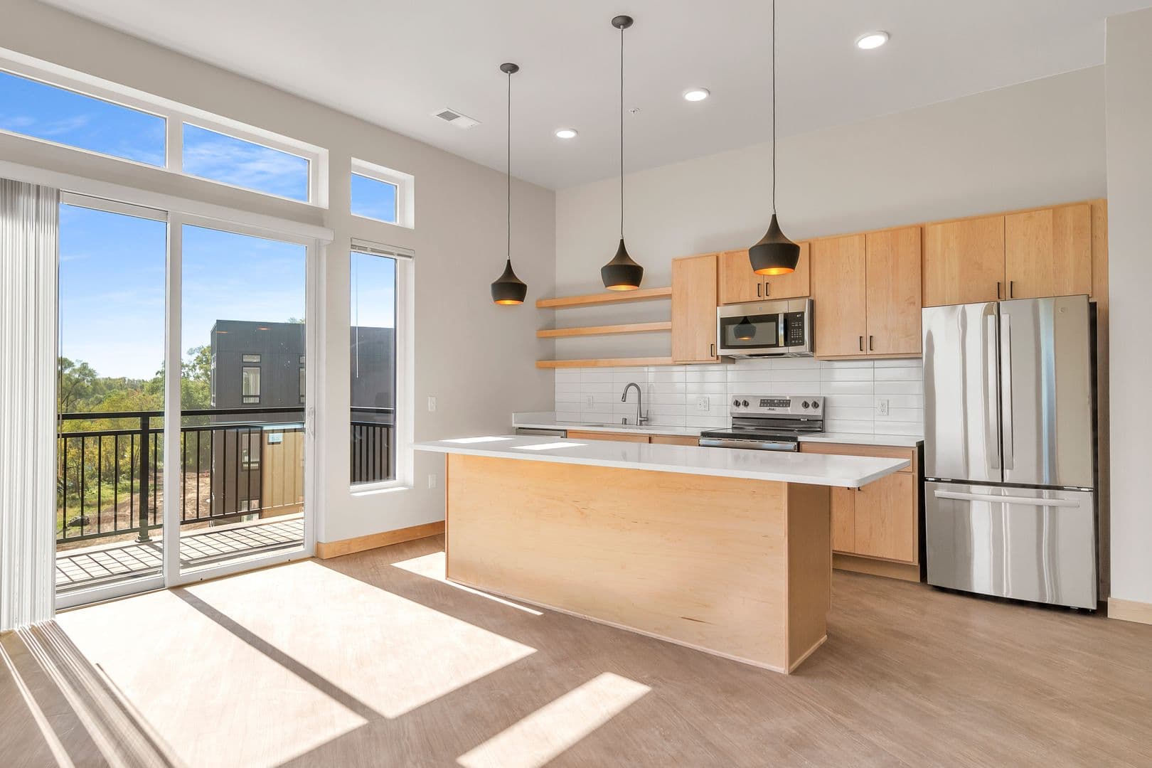 Madison Apartment: 215 N. Fair Oaks Ave.