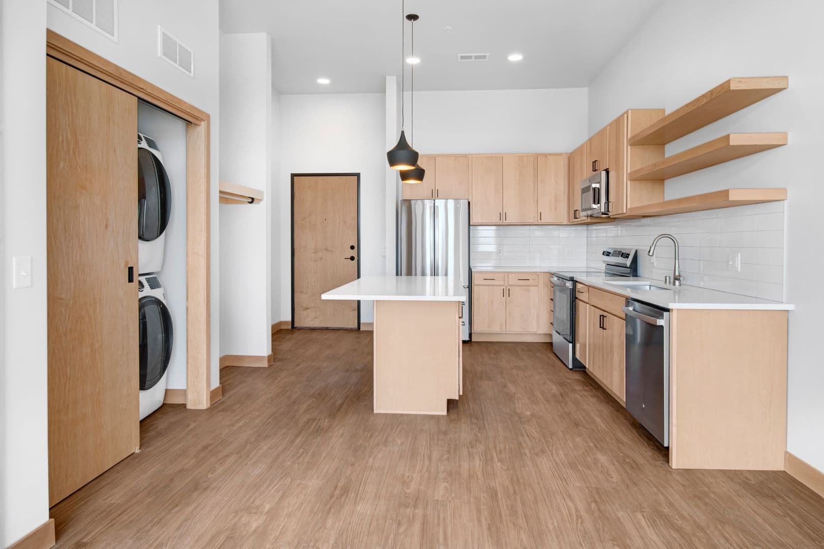 Madison Apartment: 215 N. Fair Oaks Ave.