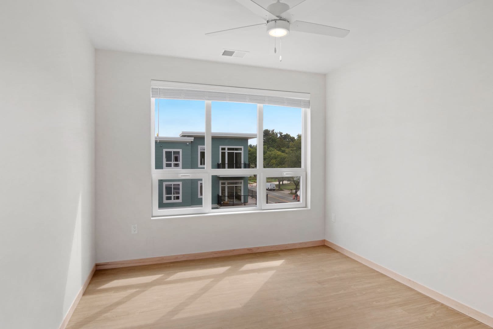 Madison Apartment: 6624 Old Sauk Rd.
