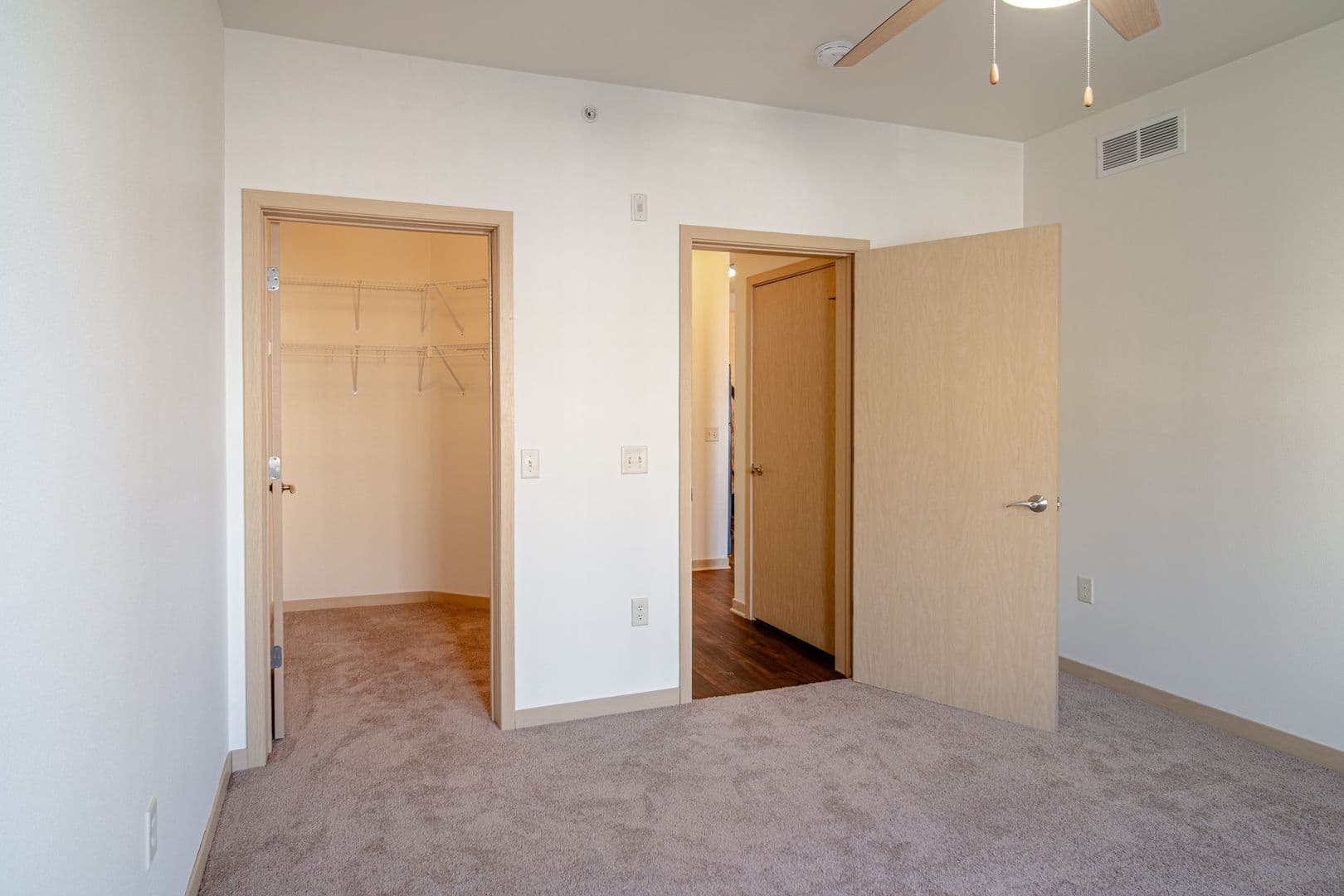 Madison Apartment: 8119 Mayo Dr.