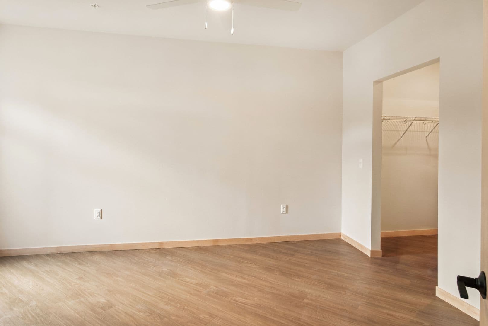 Madison Apartment: 6624 Old Sauk Rd.