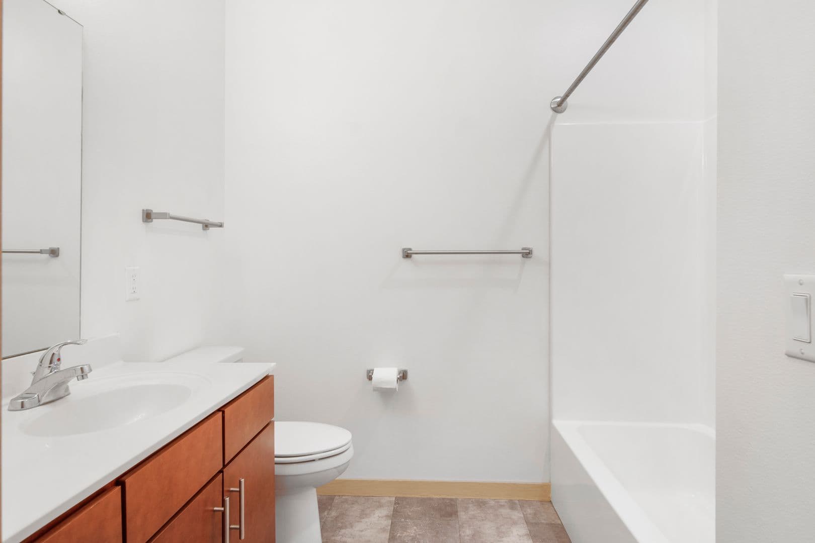 Madison Apartment: 1003 E. Mifflin St.