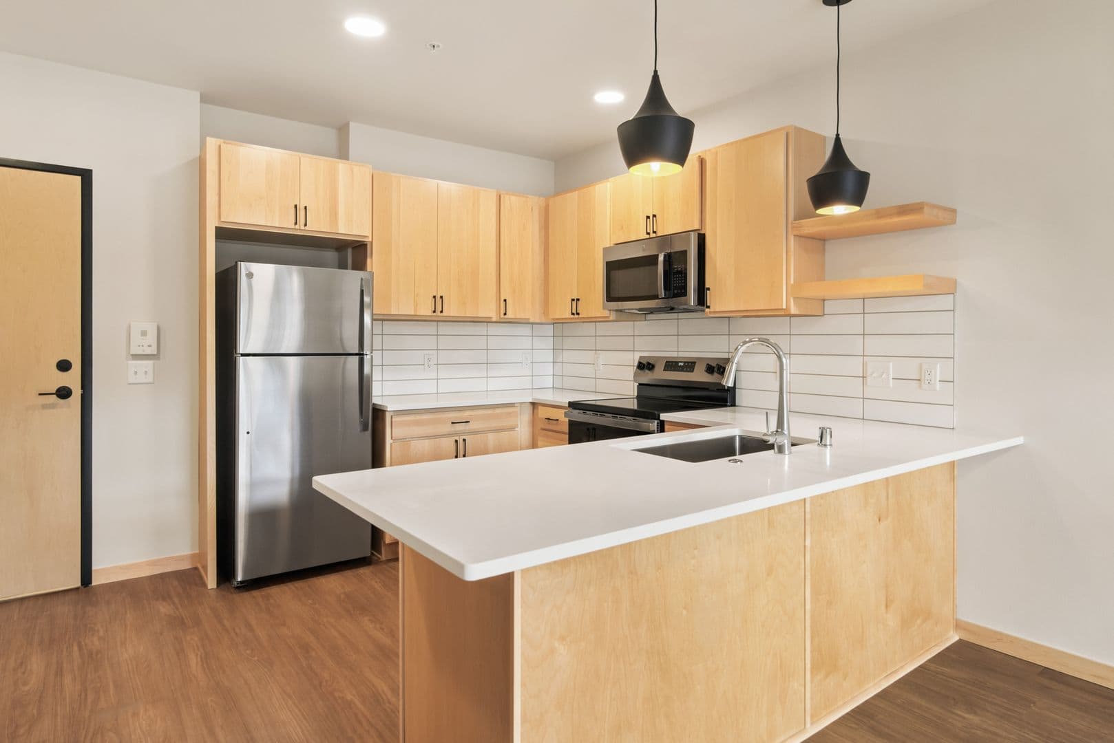 Madison Apartment: 6624 Old Sauk Rd.