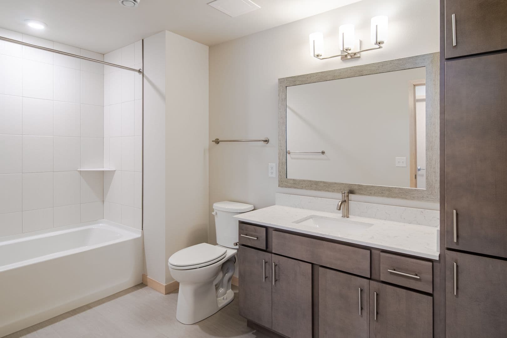 Madison Apartment: 216 S. Pinckney St.