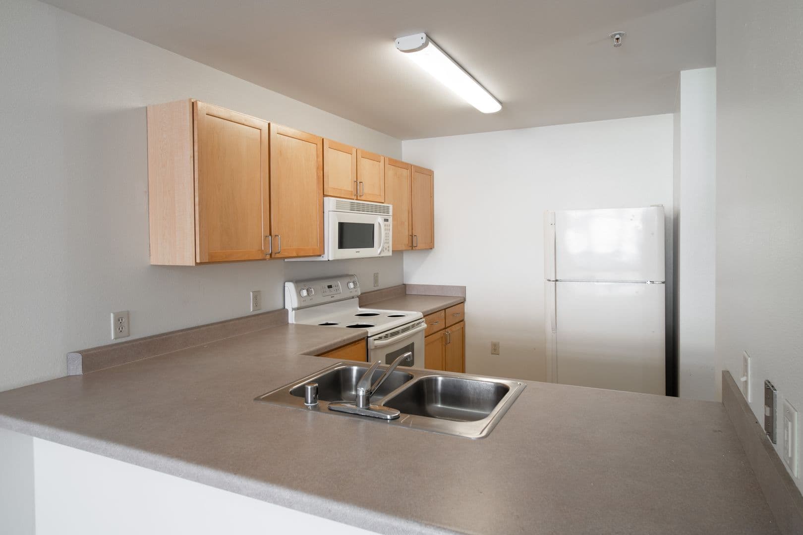 Madison Apartment: 132 E. Wilson St.