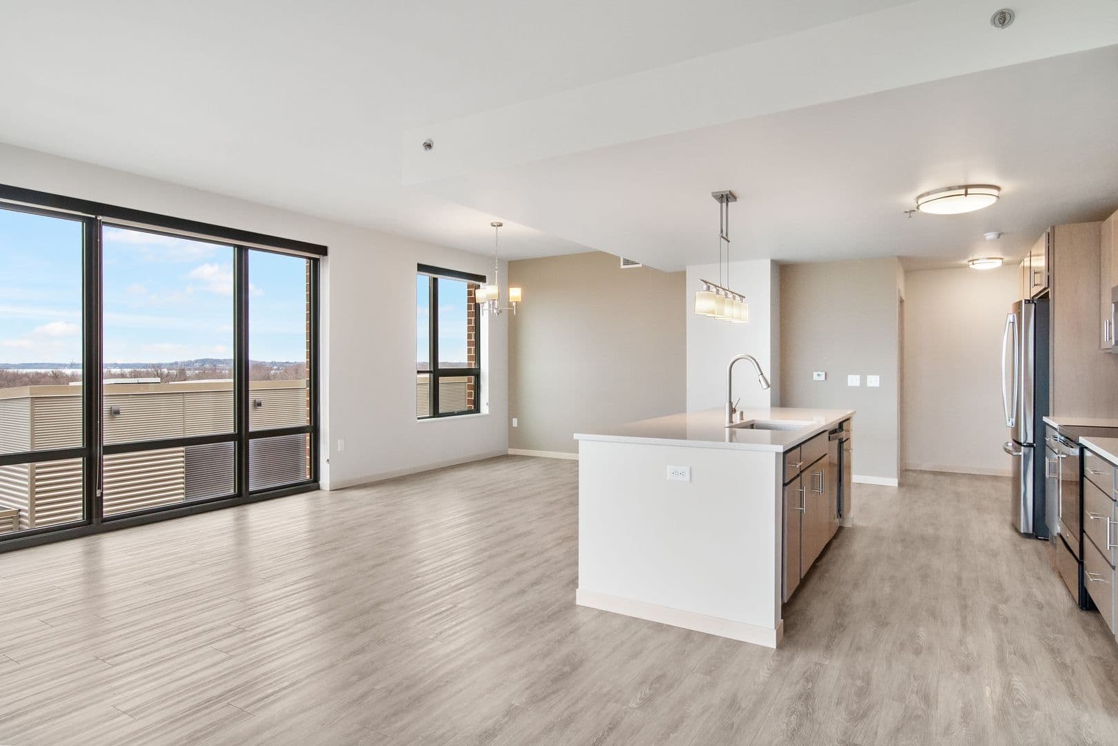 Madison Apartment: 1050 E. Washington Ave.