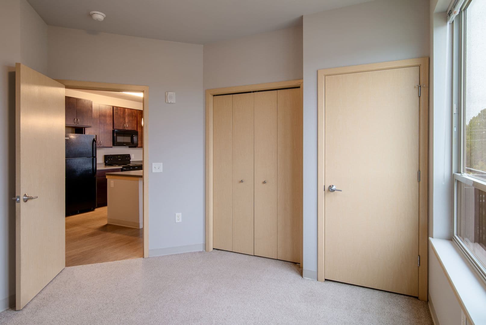 Madison Apartment: 902 Royster Oaks Dr.