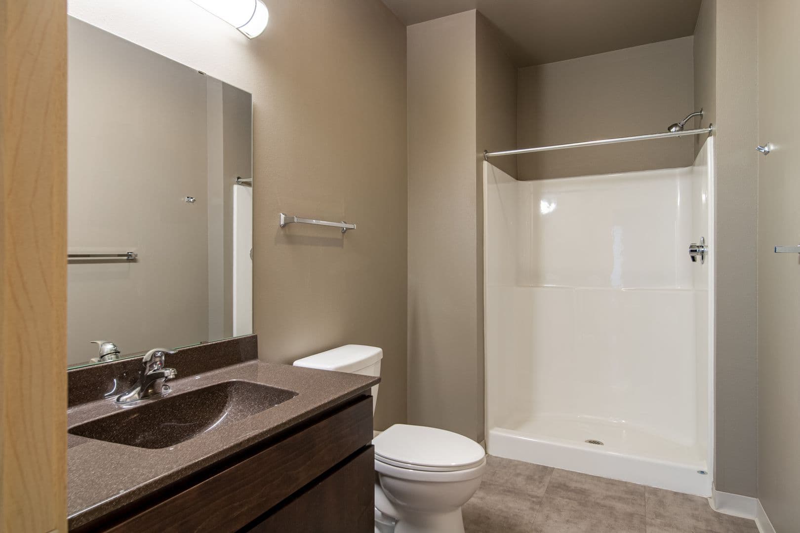 Madison Apartment: 902 Royster Oaks Dr.