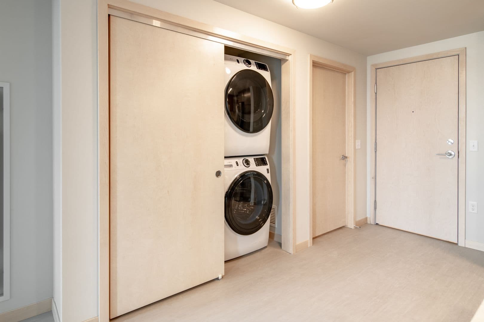 Madison Apartment: 216 S. Pinckney St.