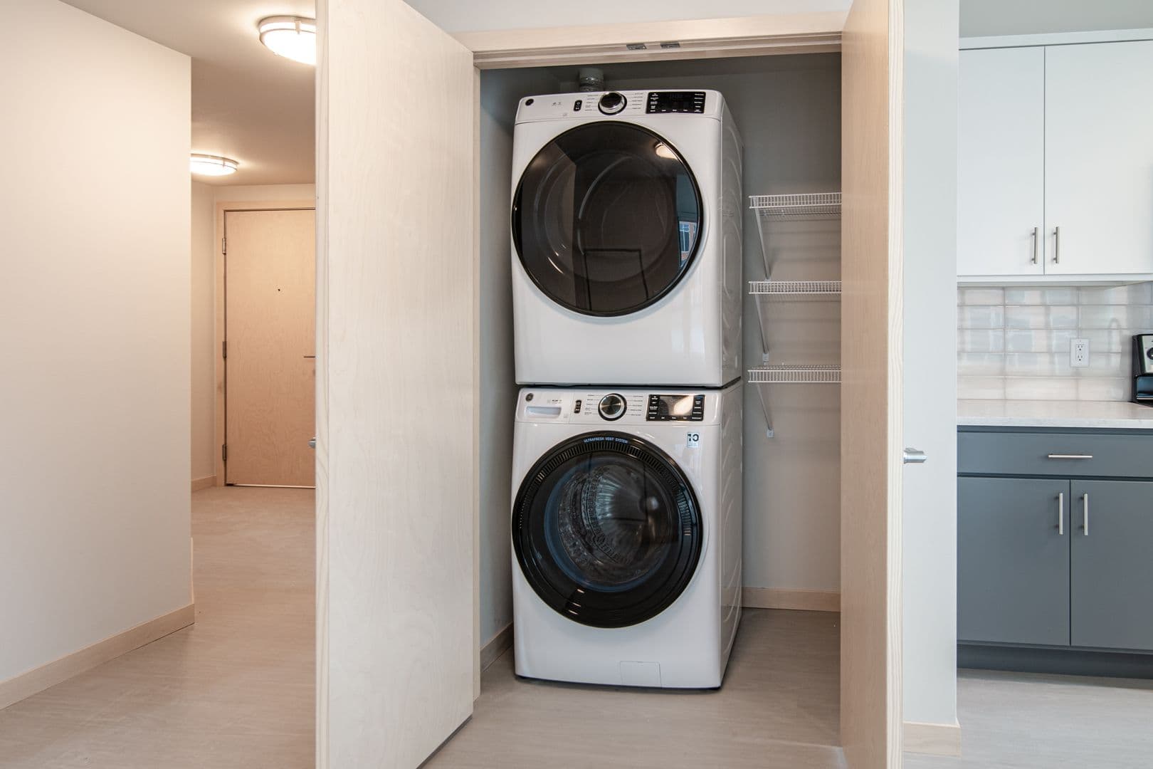 Madison Apartment: 216 S. Pinckney St.
