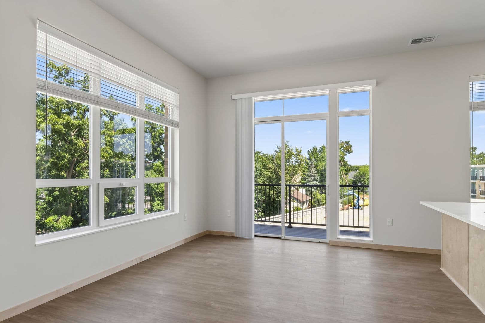 Madison Apartment: 6624 Old Sauk Rd.