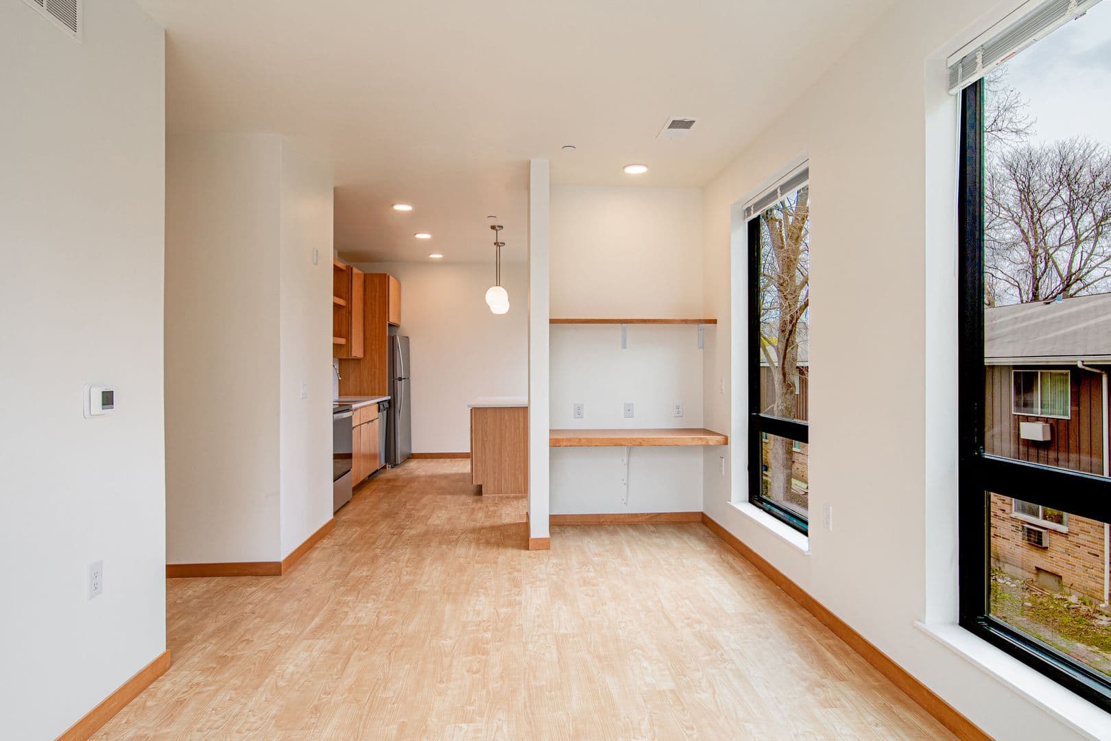 Madison Apartment: Ella