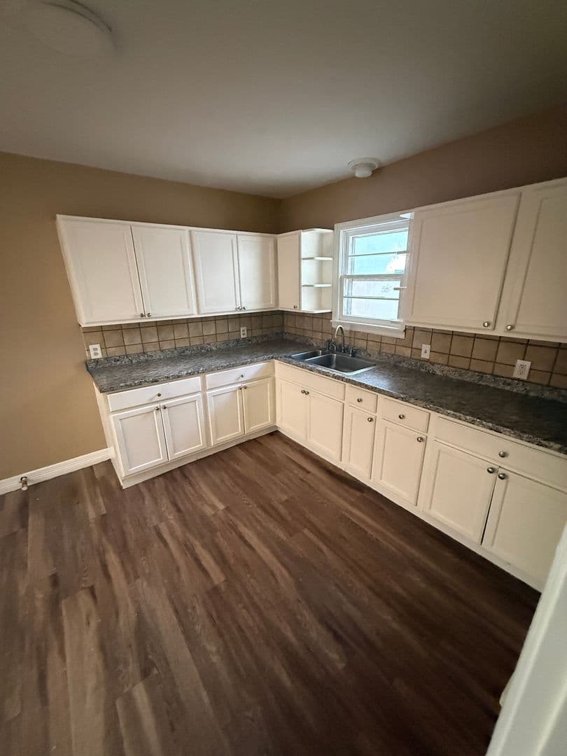 Lubbock House: 4003 33rd Street