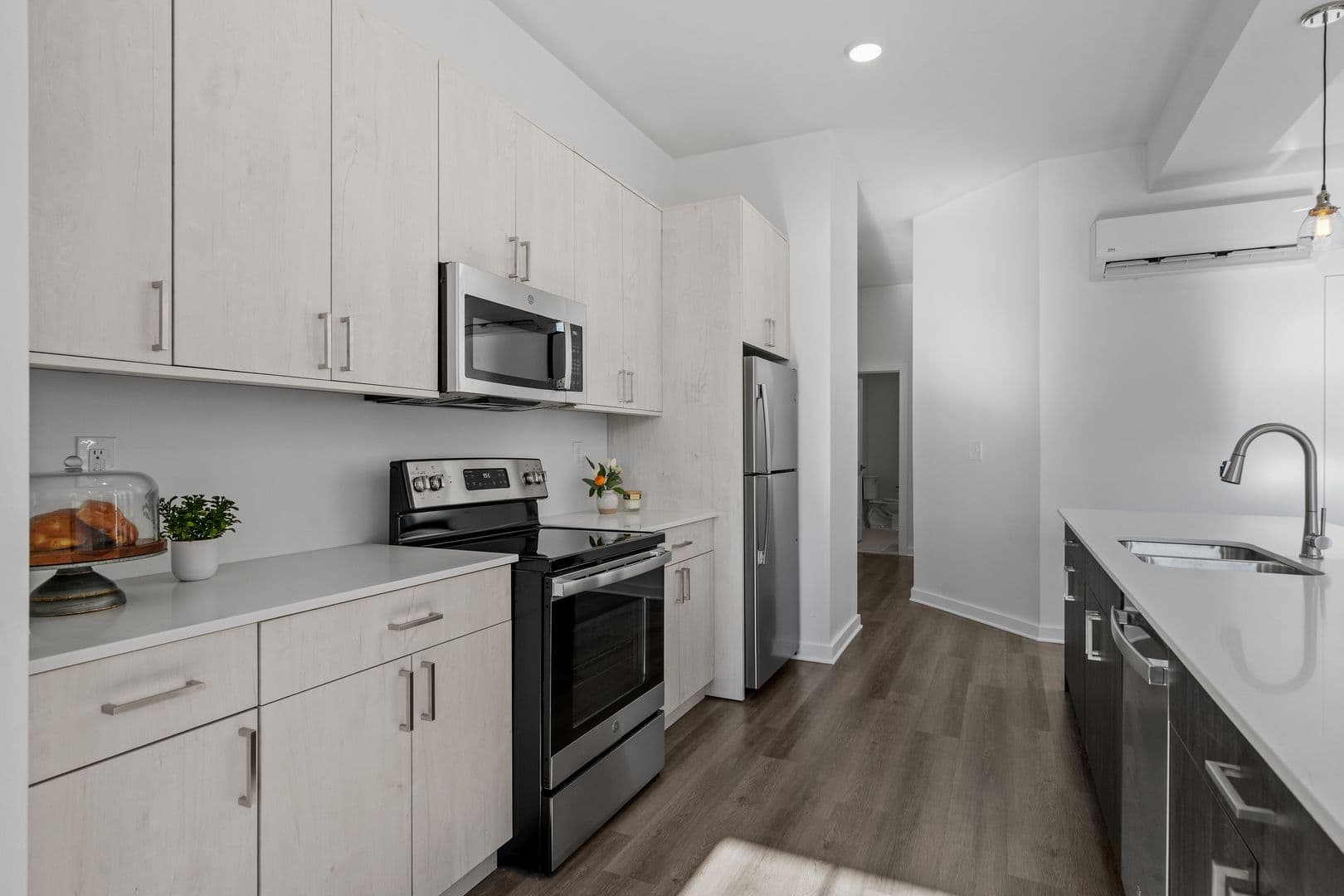 Saratoga Springs Apartment: 1 Forest Ridge Boulevard
